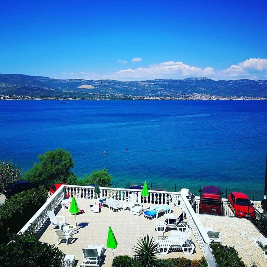 Villa Fjaba - By The Sea - With The Big Terraces & Great Sea View Trogir Exteriör bild
