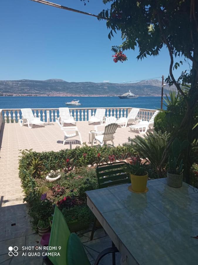 Villa Fjaba - By The Sea - With The Big Terraces & Great Sea View Trogir Exteriör bild