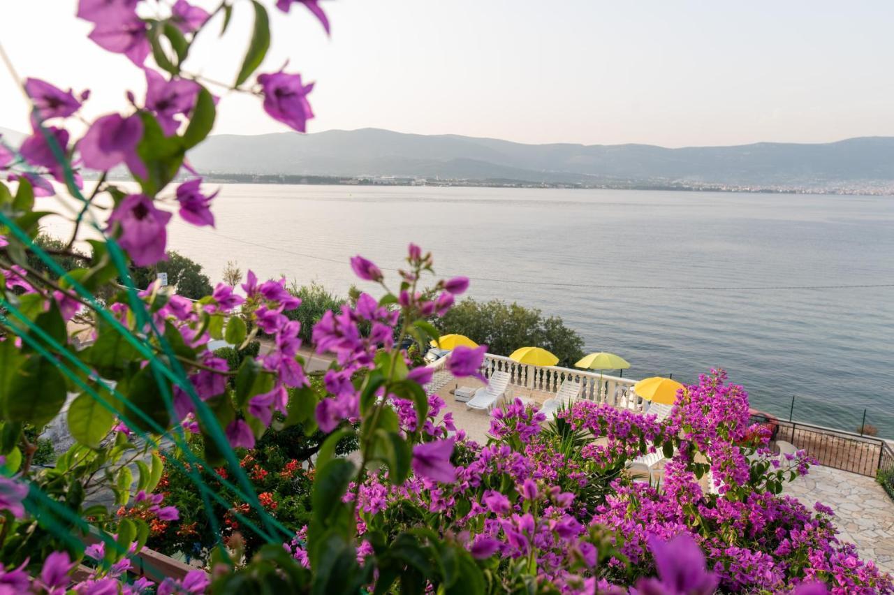 Villa Fjaba - By The Sea - With The Big Terraces & Great Sea View Trogir Exteriör bild