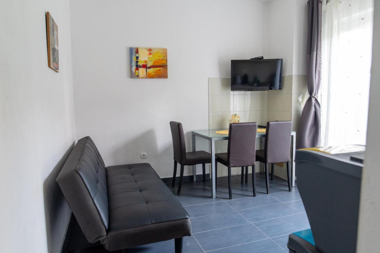 Villa Fjaba - By The Sea - With The Big Terraces & Great Sea View Trogir Exteriör bild