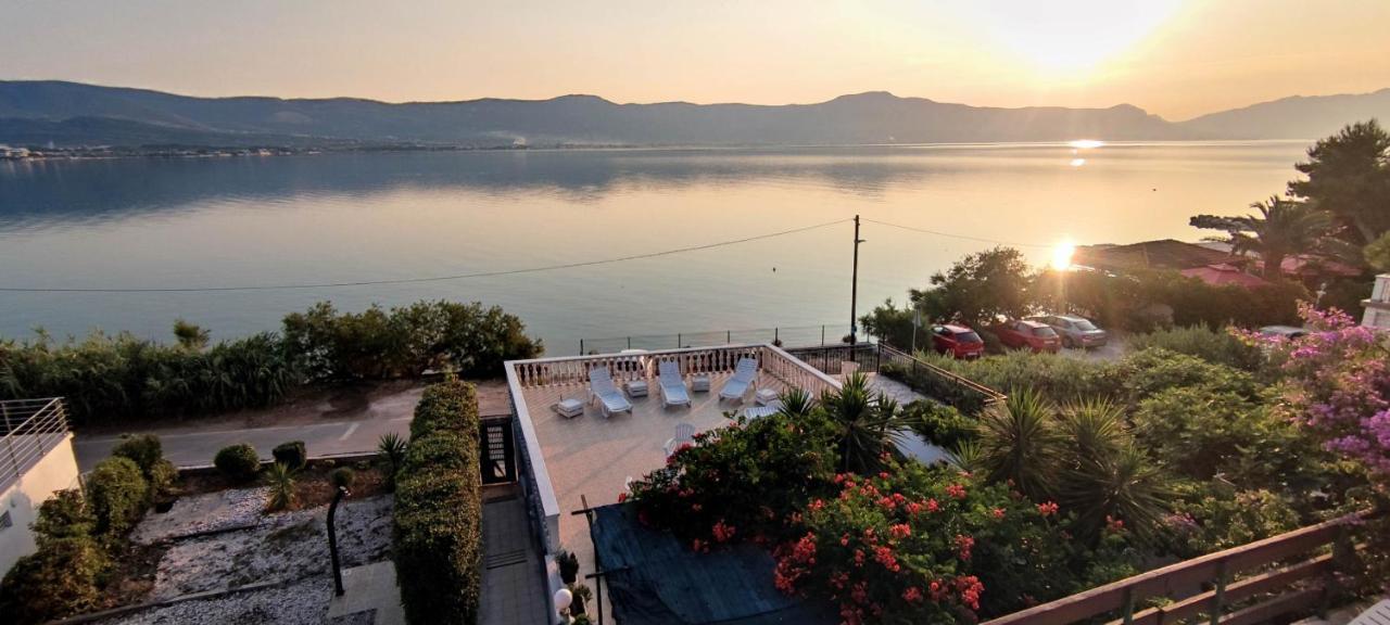Villa Fjaba - By The Sea - With The Big Terraces & Great Sea View Trogir Exteriör bild
