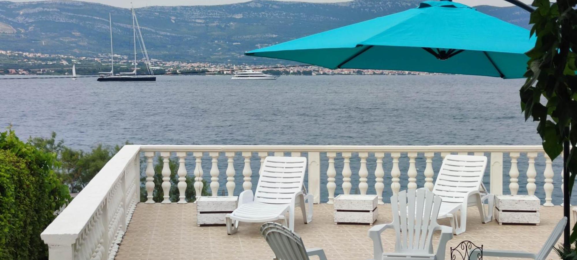 Villa Fjaba - By The Sea - With The Big Terraces & Great Sea View Trogir Exteriör bild